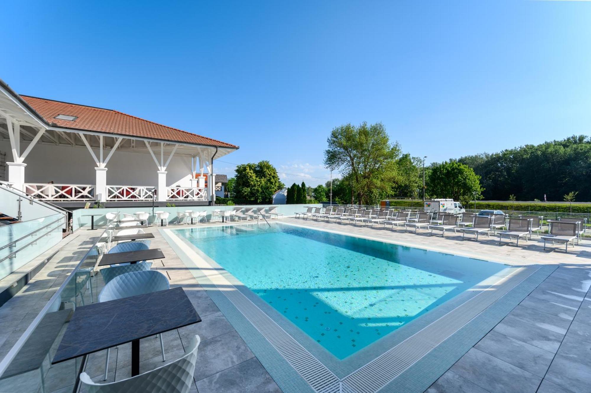 Mercure Tokaj Center Eksteriør billede